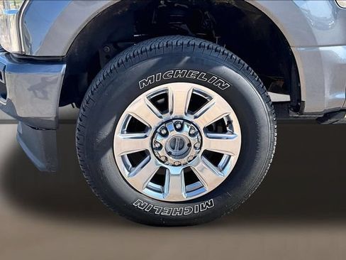 Used 2021 Ford F250 Platinum AWD/4WD image 6