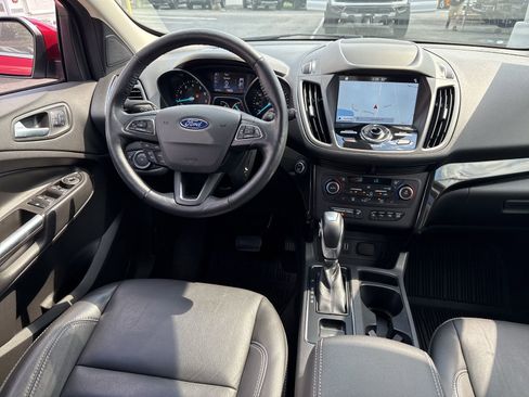Used 2019 Ford Escape Titanium AWD/4WD image 8