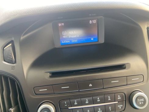 Used 2017 Ford Focus SE image 24