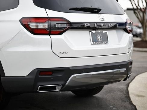 New 2026 Honda Pilot Elite image 9