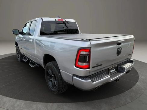 Used 2022 RAM 1500 Big Horn AWD/4WD image 9