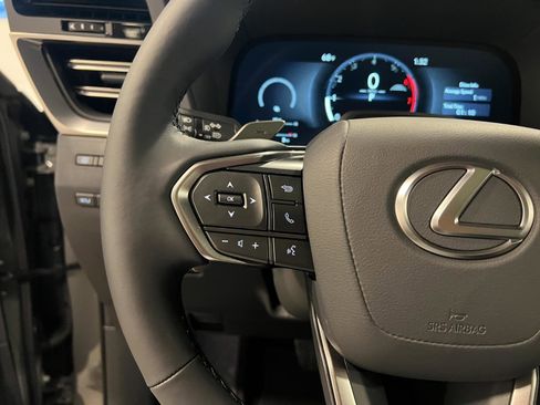 Used 2026 Lexus GX 550 w/ Cold Area Package image 13