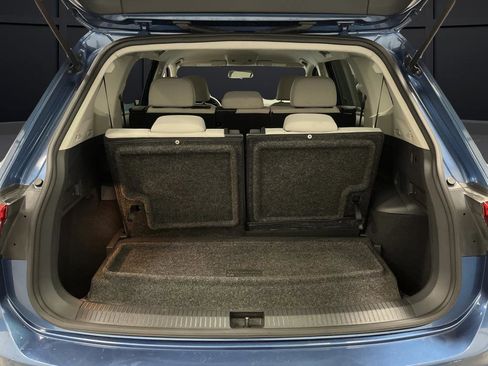 Used 2020 Volkswagen Tiguan S image 12