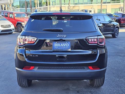 New 2026 Jeep Compass Latitude image 6