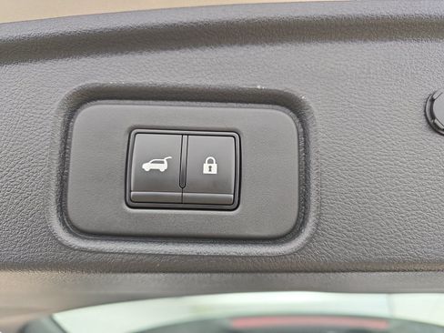 Used 2025 Nissan Pathfinder SV w/ Cargo Package FWD image 30
