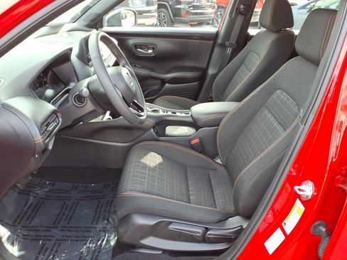 Certified 2024 Honda HR-V Sport image 4