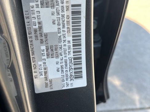 Used 2015 MAZDA MAZDA3 i Sport image 12