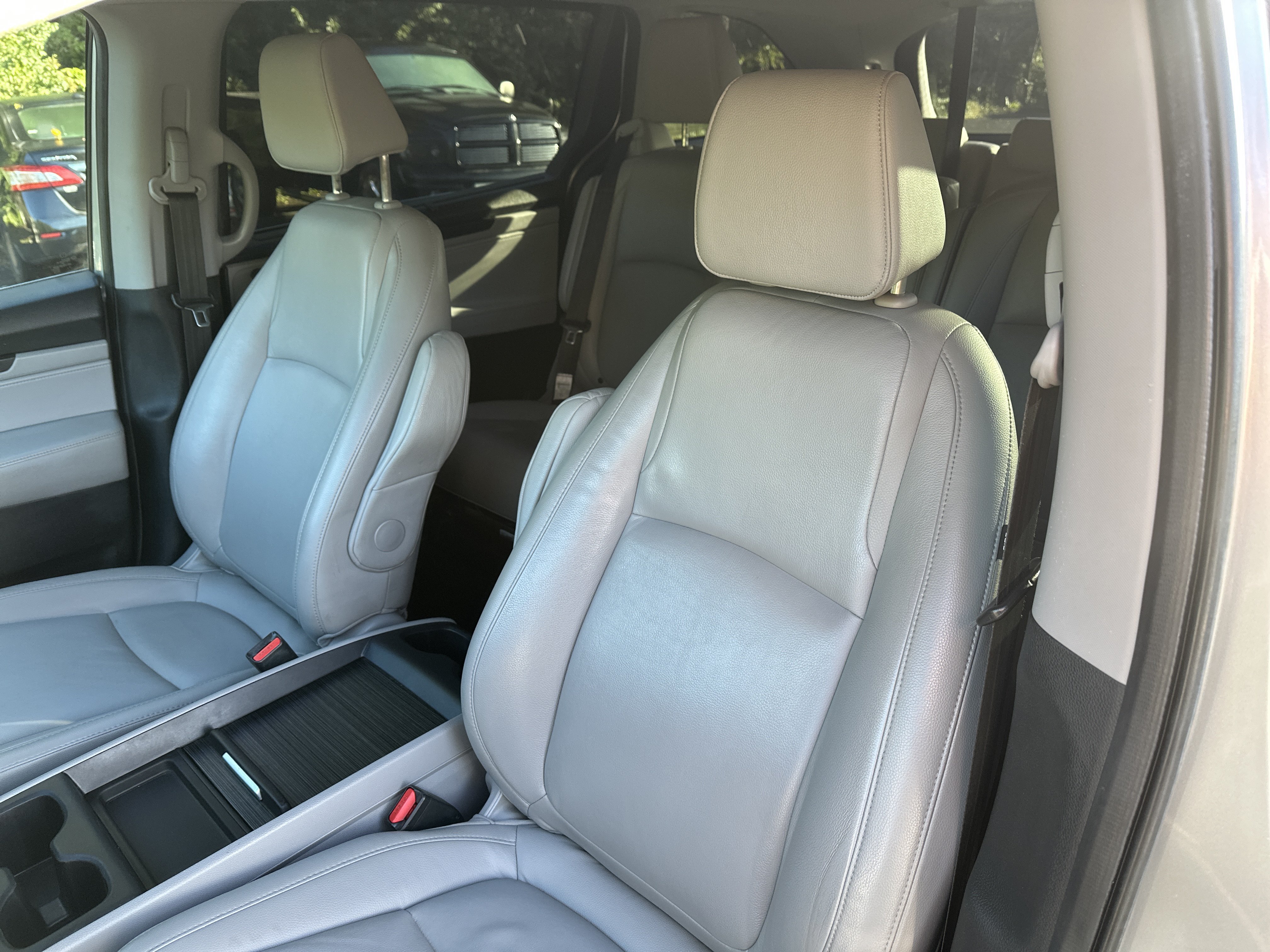 Used 2019 Honda Odyssey EX-L image 11