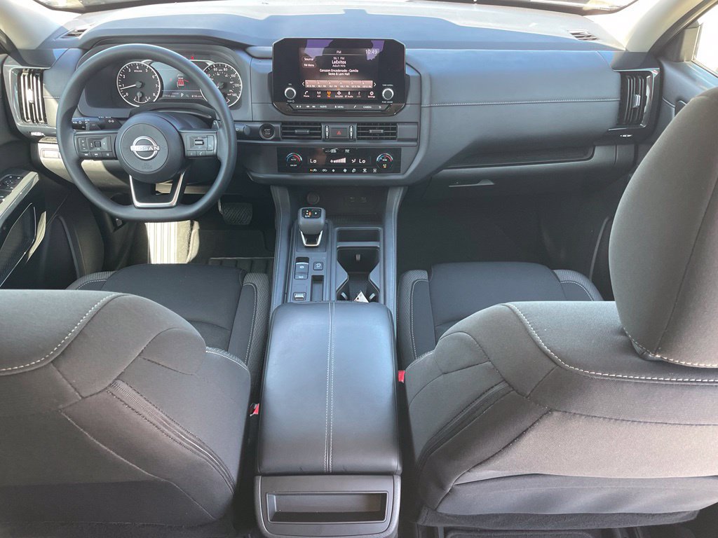 Certified 2025 Nissan Pathfinder S FWD image 15