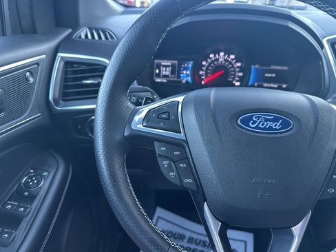 Used 2024 Ford Edge ST image 19