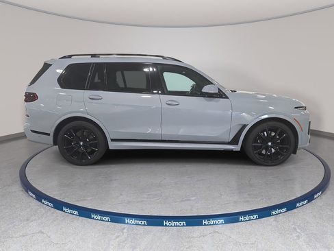 Certified 2024 BMW X7 xDrive40i w/ M Sport Package AWD/4WD image 5