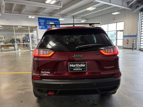 Used 2021 Jeep Cherokee Trailhawk w/ Technology Group AWD/4WD image 6
