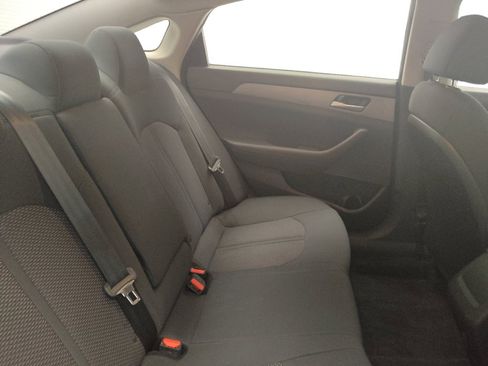 Used 2018 Hyundai Sonata SE FWD image 19
