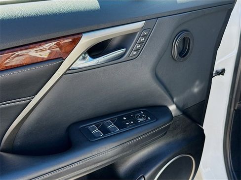 Used 2018 Lexus RX 350L AWD image 25