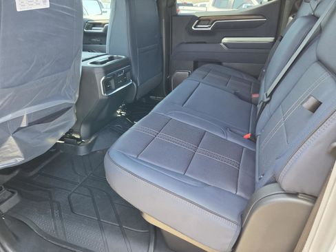 New 2026 Chevrolet Silverado 1500 High Country w/ Technology Package AWD/4WD image 13