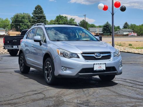 Used 2014 Subaru Crosstrek 2.0i Premium w/ Moonroof Package AWD/4WD image 7