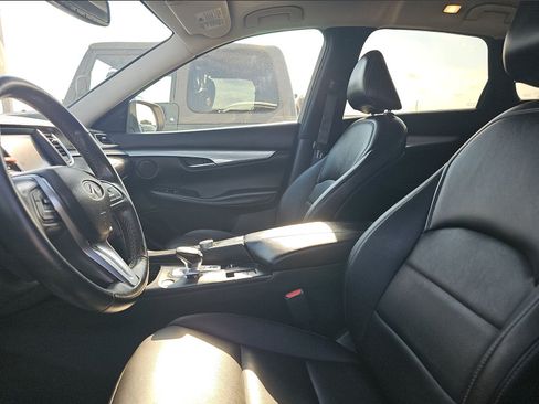 Used 2021 INFINITI QX50 Luxe FWD image 5