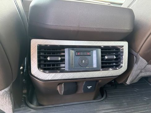 Certified 2024 Ford F250 King Ranch w/ Chrome Package AWD/4WD image 19