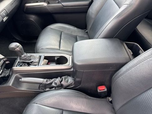 Used 2021 Toyota Tacoma Limited AWD/4WD image 17