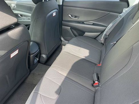 New 2026 Hyundai Elantra SE FWD image 23