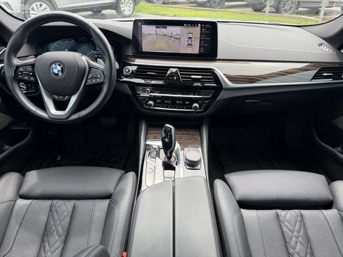 Used 2021 BMW 540i w/ Premium Package RWD image 24