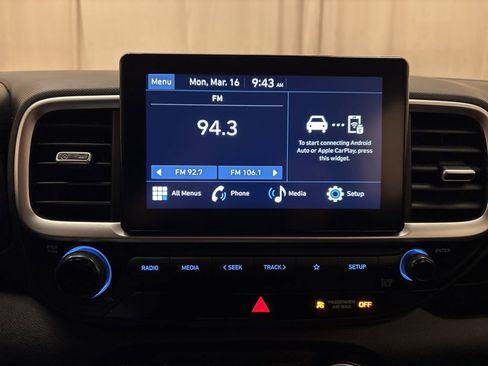 Certified 2026 Hyundai Venue SE FWD image 17