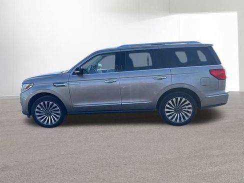 Used 2018 Lincoln Navigator Reserve w/ Technology Package image 15
