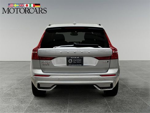 Certified 2022 Volvo XC60 B6 R-Design w/ Advanced Package image 4