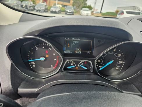 Used 2017 Ford Escape SE AWD/4WD image 25