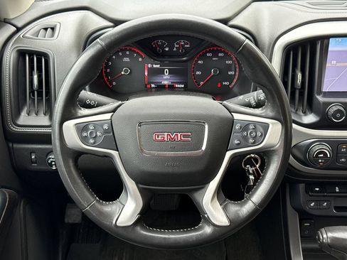 Used 2015 GMC Canyon SLT RWD image 15