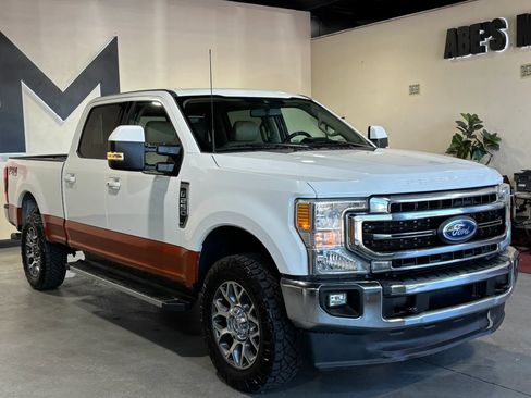 Used 2021 Ford F250 Lariat w/ Lariat Ultimate Package AWD/4WD image 3