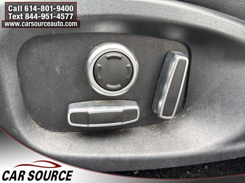 Used 2019 Jaguar F-PACE Prestige image 25