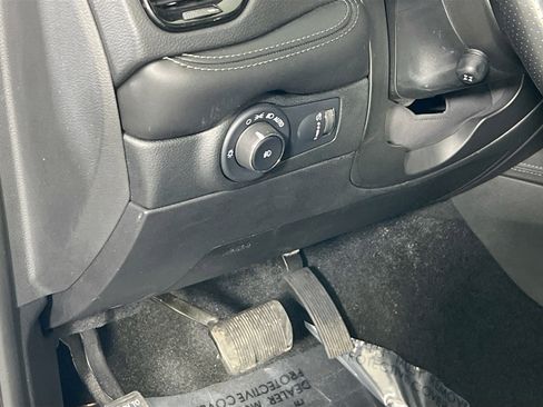 Used 2022 Dodge Durango GT image 10