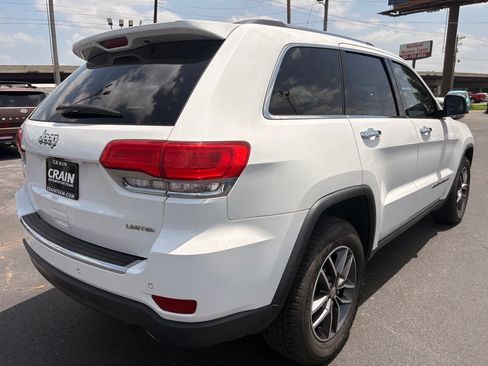 Used 2017 Jeep Grand Cherokee Limited w/ Luxury Group II RWD image 8