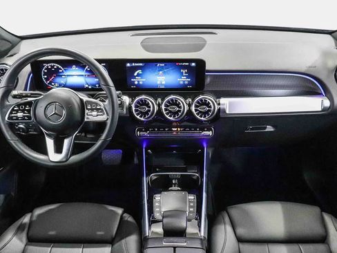 Certified 2023 Mercedes-Benz EQB 300 4MATIC image 12