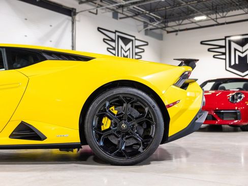 Used 2023 Lamborghini Huracan Tecnica RWD image 20