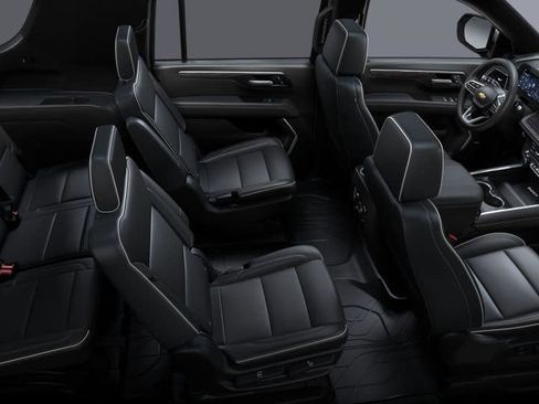 New 2025 Chevrolet Suburban Premier image 35