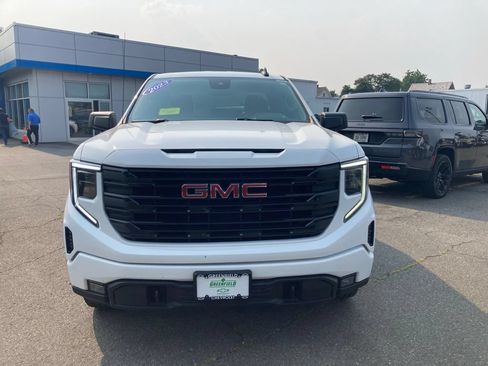 Used 2023 GMC Sierra 1500 Elevation AWD/4WD image 2