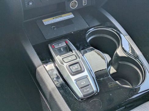 Used 2019 Honda Pilot Elite image 11