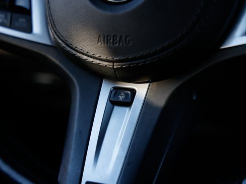 Used 2020 BMW X6 M50i image 33