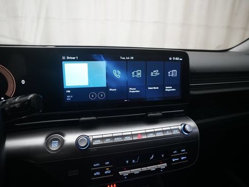 Used 2025 Hyundai Kona SEL AWD/4WD image 6