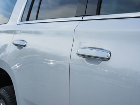 Used 2019 Chevrolet Tahoe Premier w/ Premier Plus Edition image 23