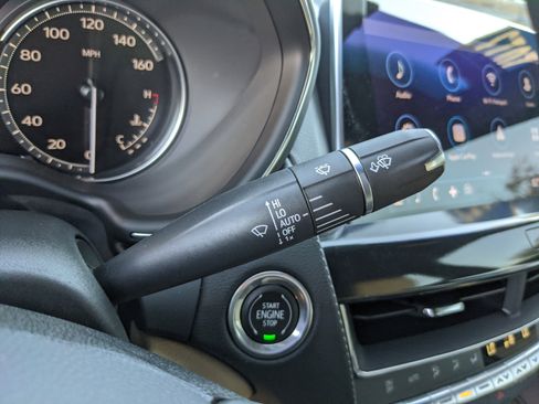 Used 2023 Cadillac CT5 Luxury image 35