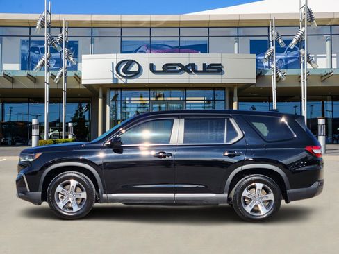 Used 2024 Honda Pilot EX-L image 3