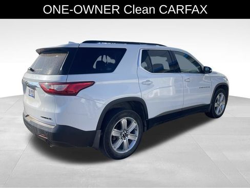 Used 2019 Chevrolet Traverse LT w/ LPO, Blackout Package AWD/4WD image 6
