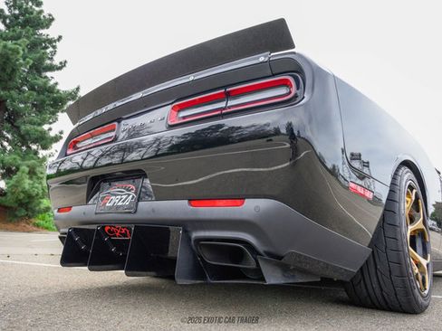 Used 2016 Dodge Challenger SRT Hellcat image 88
