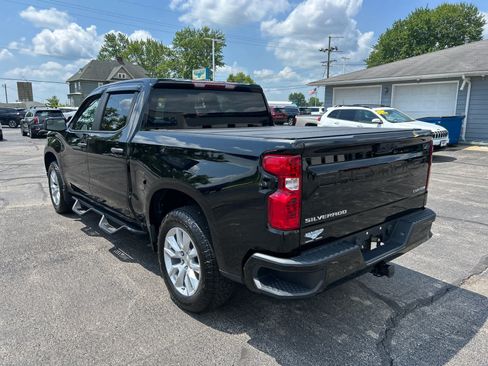Used 2022 Chevrolet Silverado 1500 Custom AWD/4WD image 5