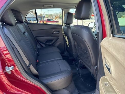 Used 2020 Chevrolet Trax LT w/ Driver Confidence Package image 10