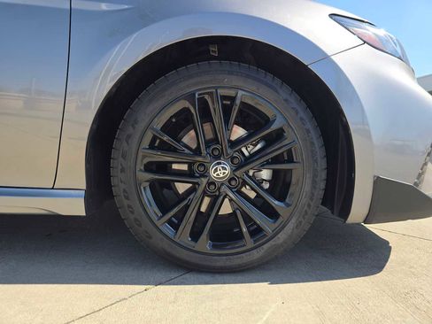 Certified 2025 Toyota Camry SE FWD image 9