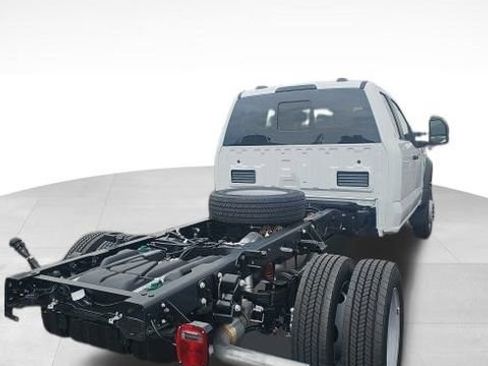 New 2026 Ford F550 4x4 SuperCab Super Duty w/ XL Chrome Package image 3